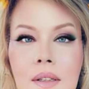 Meet your Posher, Dona